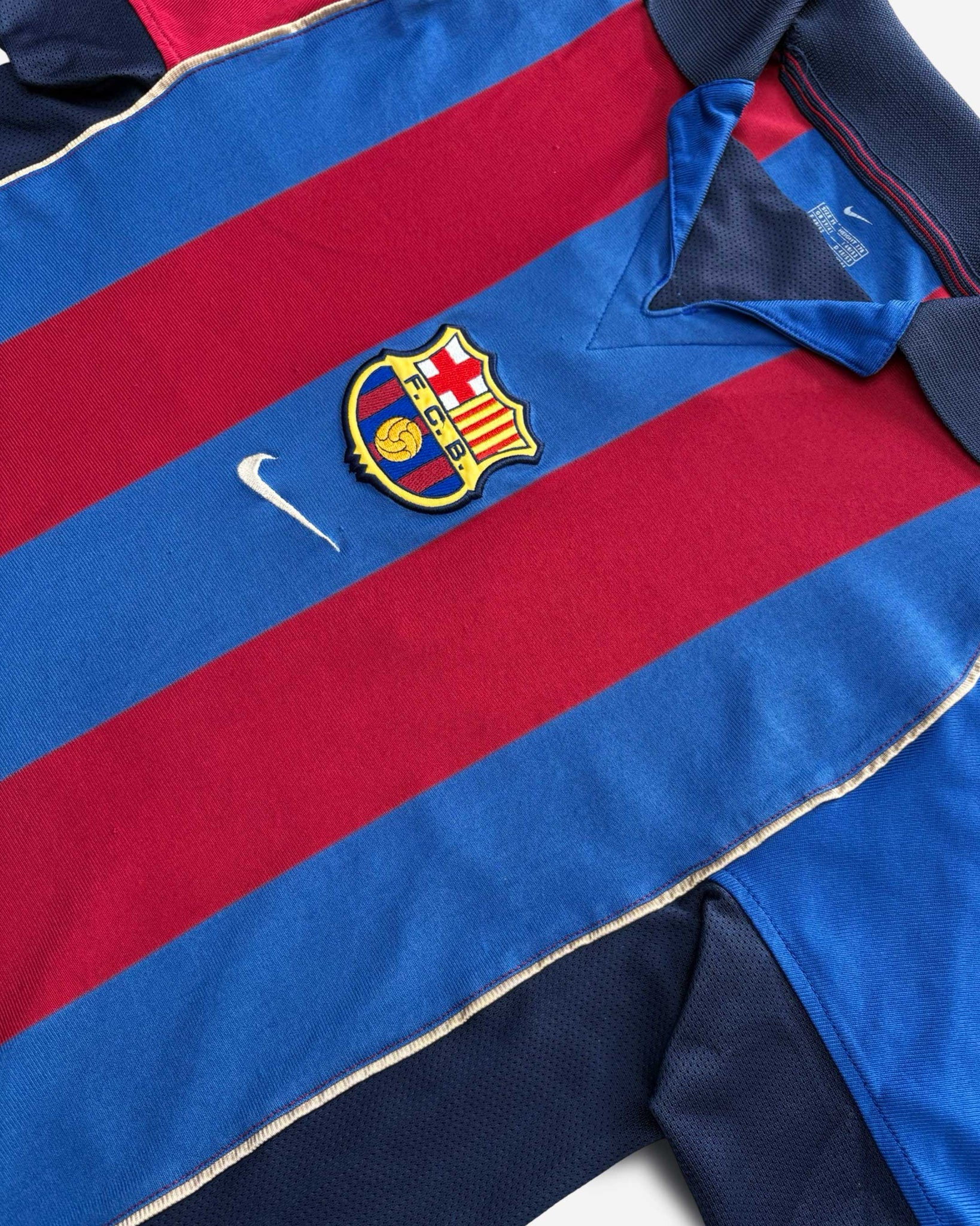 Camiseta Vintage Nike FC Barcelona 2001/2002 1ª Equipación PUYOL #24 ¨M¨ EXCELENTE